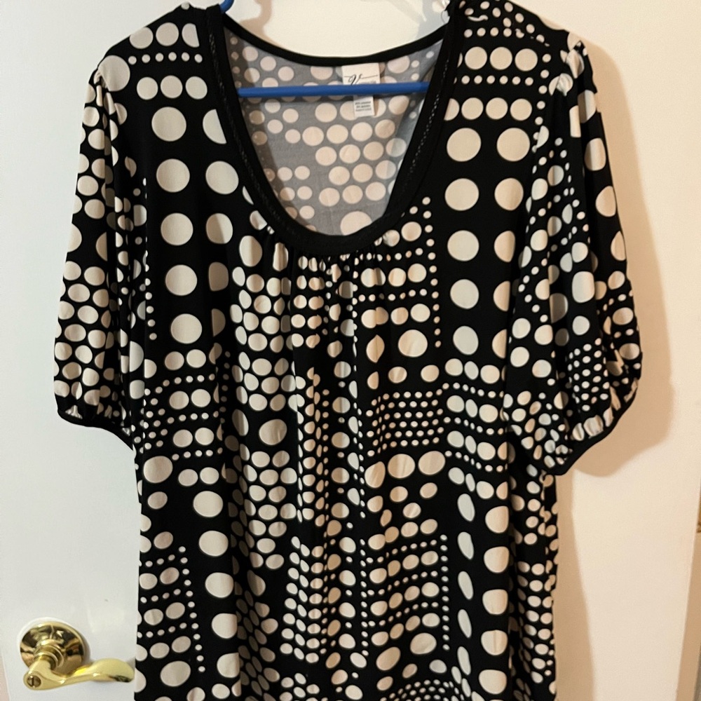 Venezia 22/24 black cream print top
